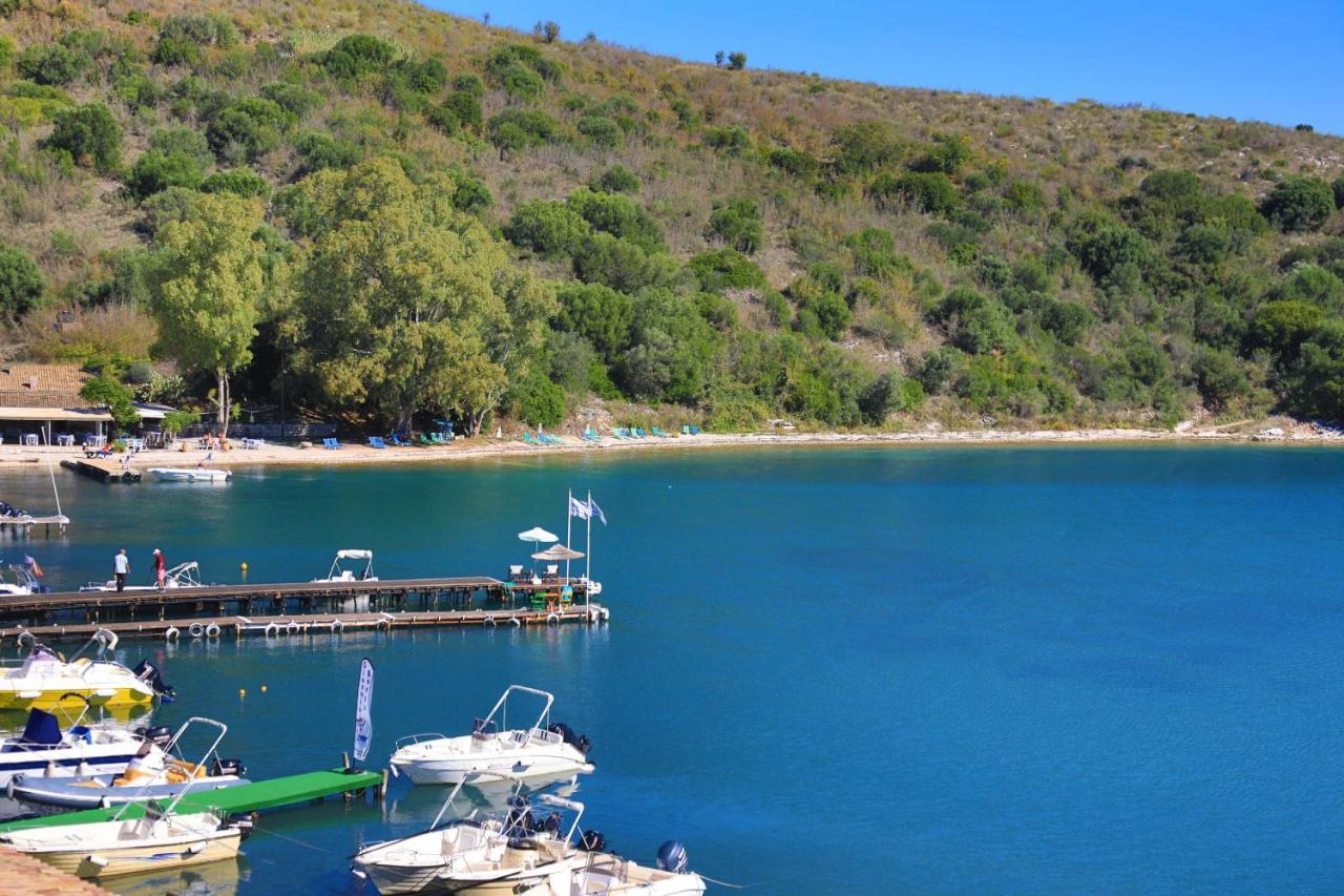 Theophilos Dio Agios Stefanos  Esterno foto